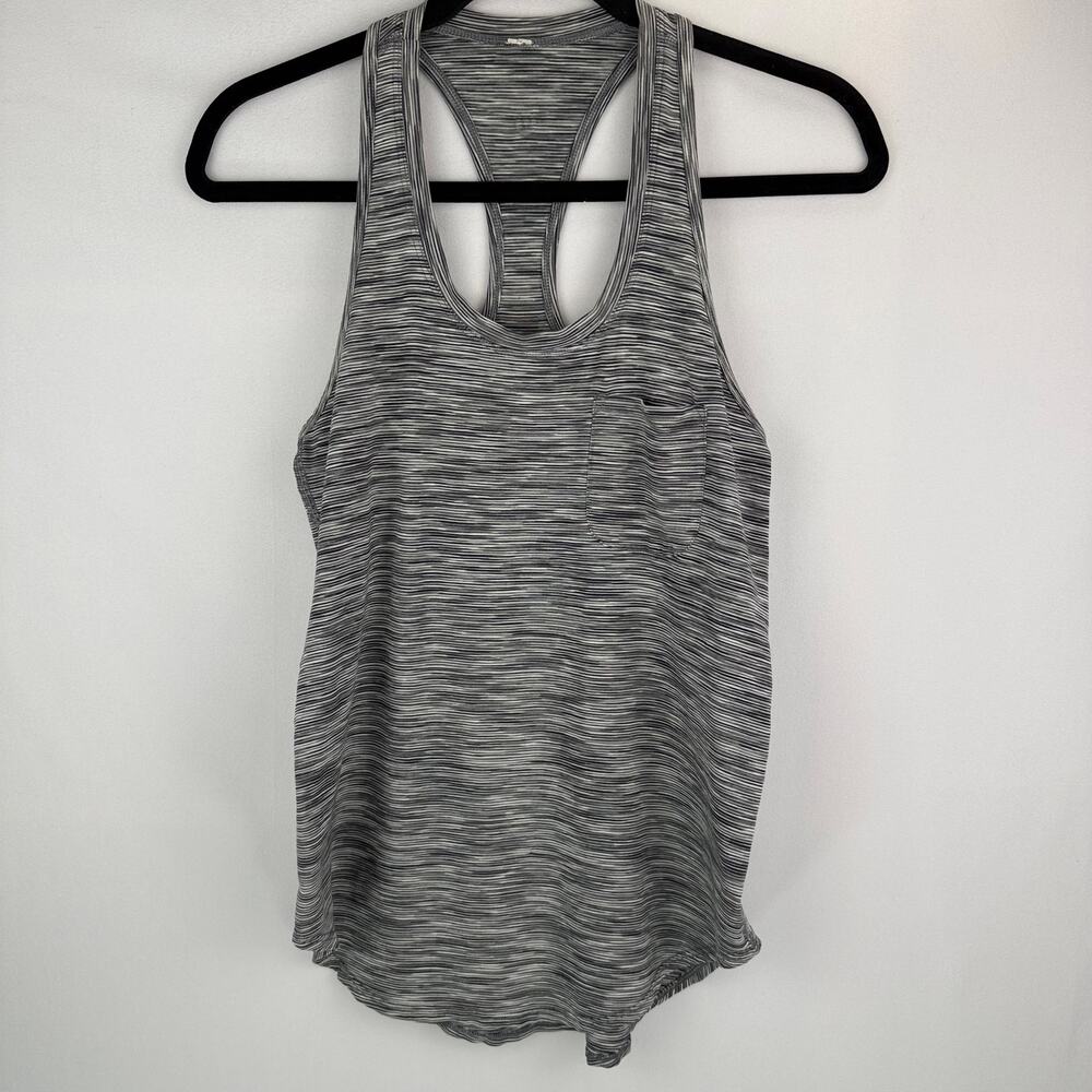 Lululemon Yogi Racer Back III Size 4